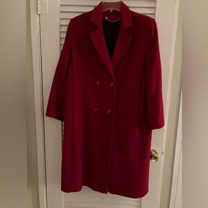 Elegant Red Double-Breasted Women's Coat, Vintage! 100% Merino wool!